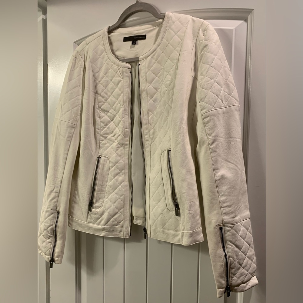 Short Jacket size large (see pic for length)